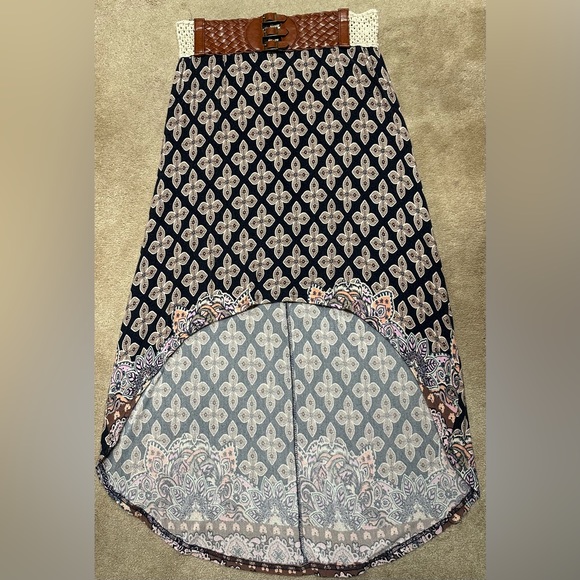 Justify high-low skirt size L - Picture 1 of 5